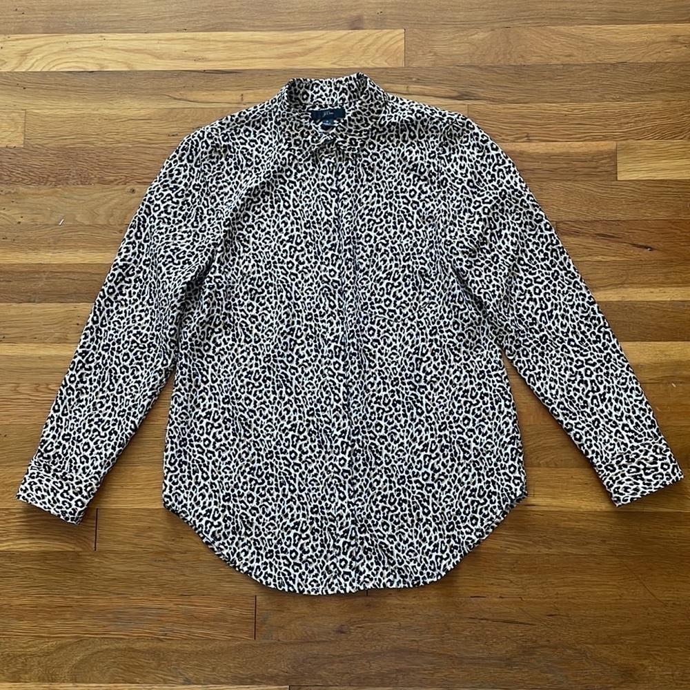 J. Crew 100 % Silk Button Up in Leopard Size 2
